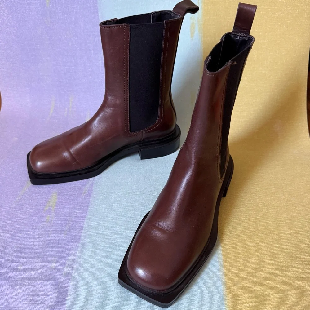 ZARA Brown Leather Chelsea Boots size 6
